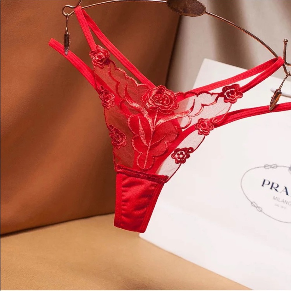 ❤️‍🔥Sexy Lace StrapV-string Panty/Thong Red-small
